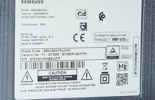 Smart-TV, Samsung, QE43Q84TAU med fjärrkontroll.