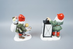 Tomtefiguriner, 2 st, porslin, efter Jenny Nyström, Kalmar Läns Museum.