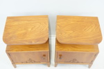 Sängbord, ett par, alm, 1900-tal.