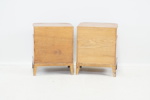 Sängbord, ett par, alm, 1900-tal.