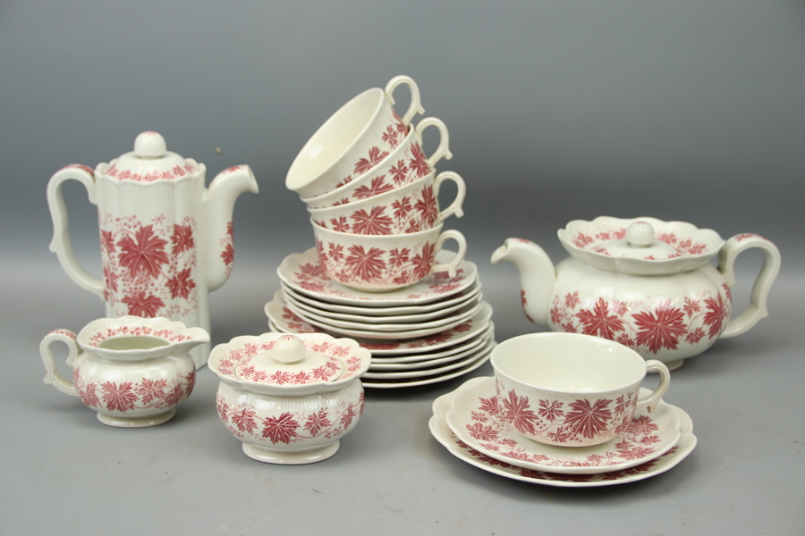 Teservis, 14 delar, flintgods, Vinranka, Gefle.