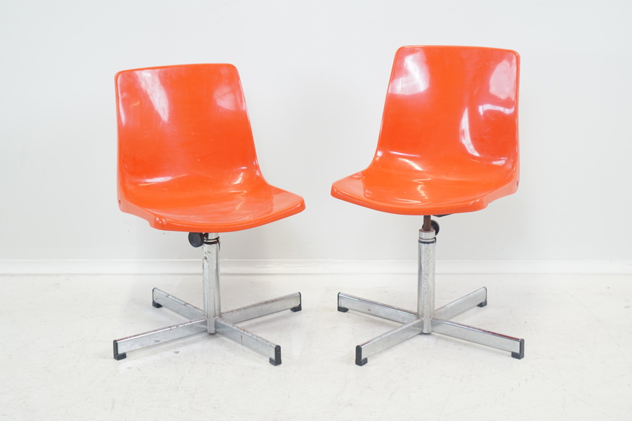 Snurrstolar, ett par, metall/plast, "Scala", IKEA, 1970-tal.