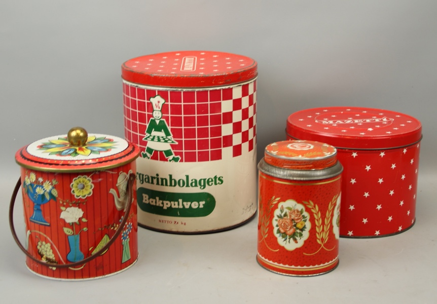 Plåtburkar, 4 st, bl. a Mazetti.