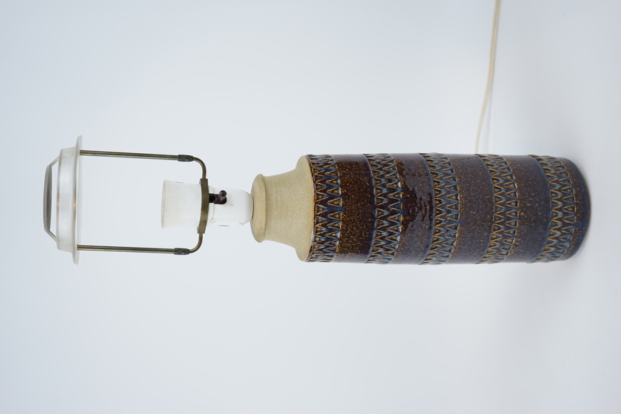 Bordslampa, stengods, Söholm, Bornholm.