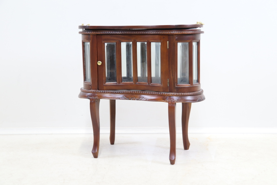 Barbord med serveringsbricka, njurformat, trä/glas/metall, 1900-tal.