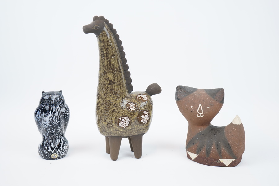 Figuriner, 3 st, glas/keramik, bl.a Reijmyre, Karl Erik Ivar och Thomas Hellström, Nittsjö.