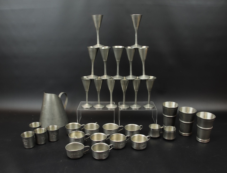 Tennföremål, ett parti, 1900-tal.