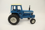 Traktor, metall, Ford 7700, ERTL, USA.