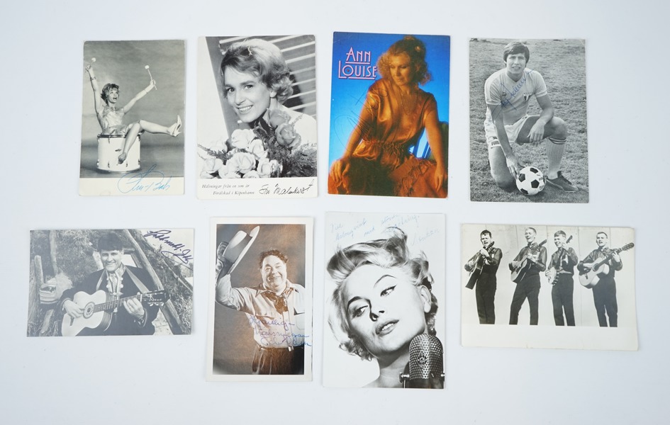 Signerade vykort, 8 st, bl.a Monica Zetterlund, Lill-Babs och Edvard Persson.