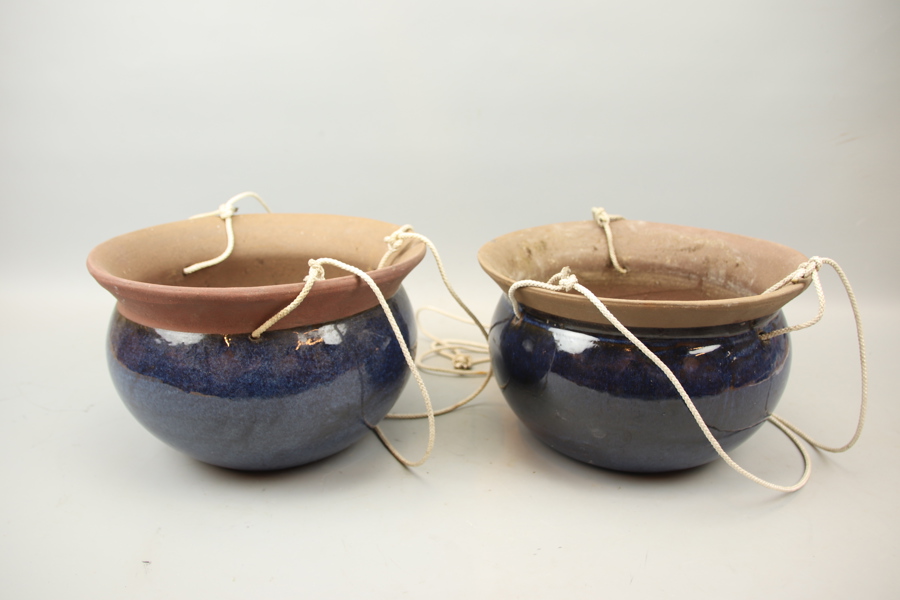 Amplar, ett par, keramik.