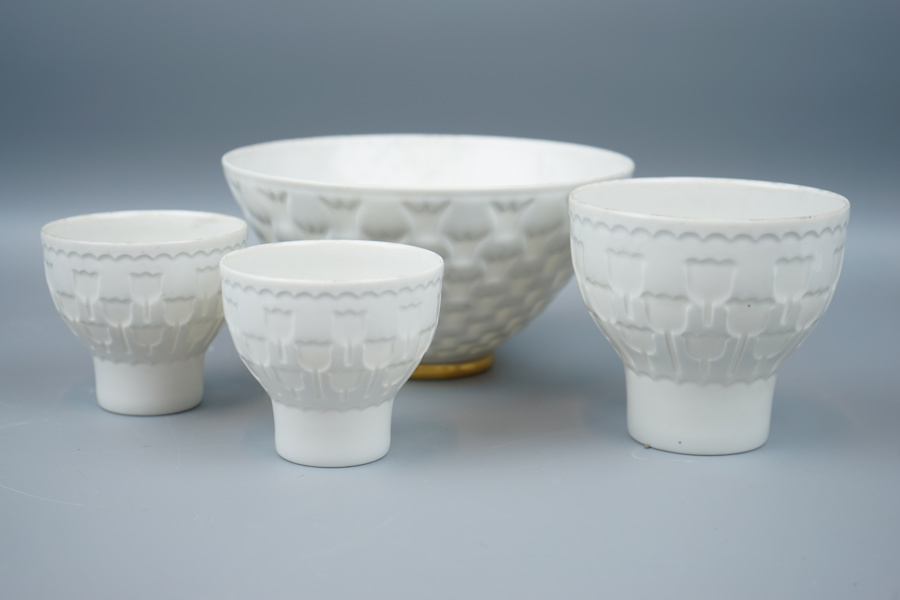 Ljuslyktor och skål, 4 delar, porslin, Rörstrand, Jackie Lund, "Tulpan" och Gunnar Nylund, "Krona".