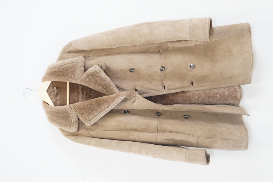 Fårskinnsrock, Goldstein.