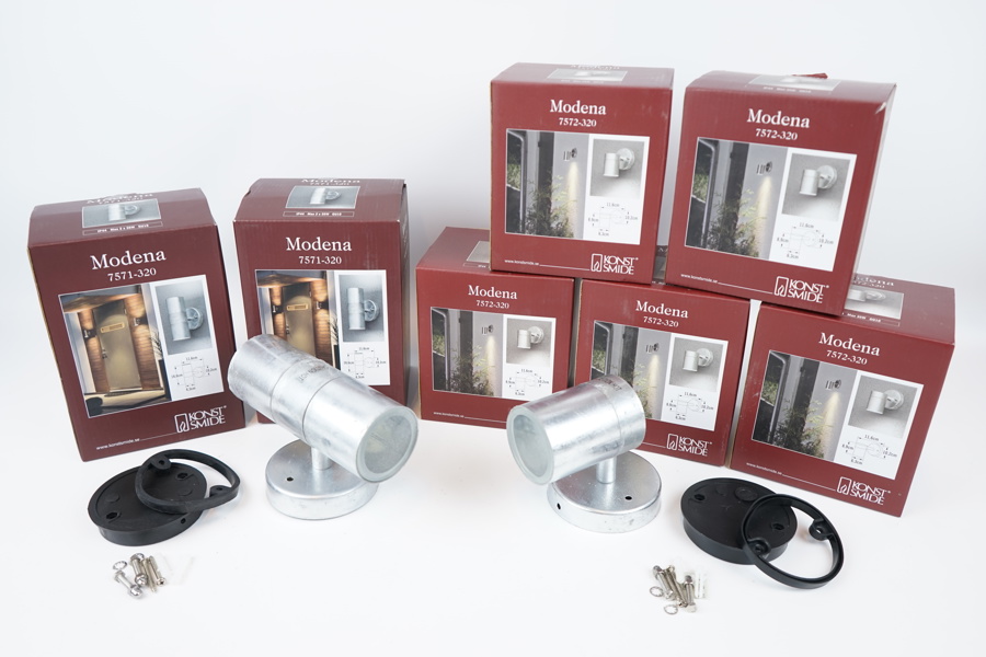 Utomhusvägglampor, 2+5 st, Modena 7571-320 och Modena 7572-320.