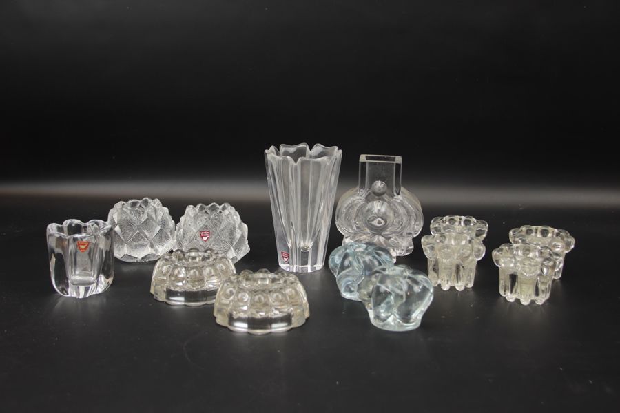 Ljuslyktor m.m, 13 delar, glas, bl. a Orrefors.