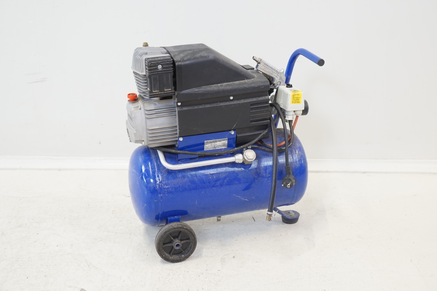 Kompressor, FINI 40060 Zola Predosa, Italien.