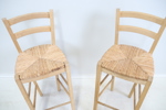 Barstolar, ett par, trä, flätade sitsar.