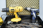 Borrmaskiner/skruvdragare, 2 st, med laddare och tillbehör.