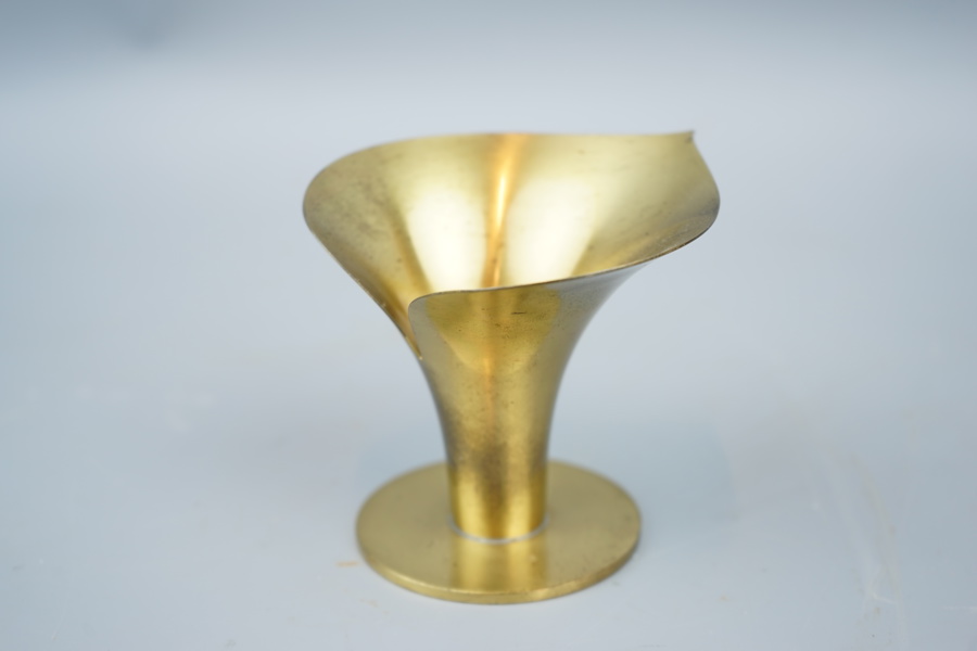 Carl-Einar Borgström, "Lilja", ljusstake, mässing, Ystad Metall.