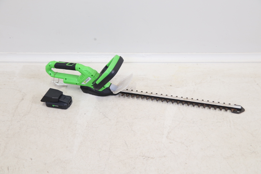 Häcksax med batteri, Garden.