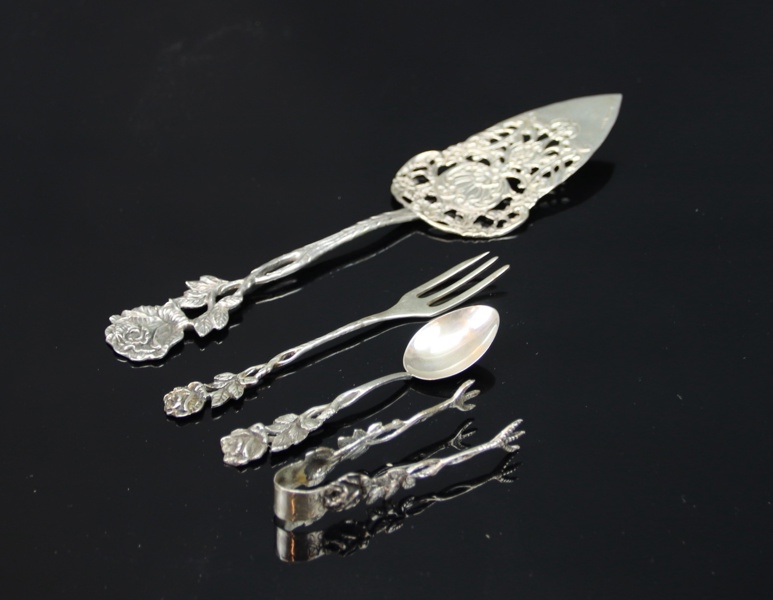 Bestickdelar, 4 delar, silver, "Rosen", 94 gr.