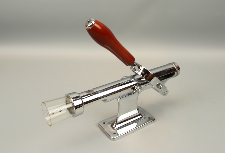 Korkskruv för väggmontering, Dorre.