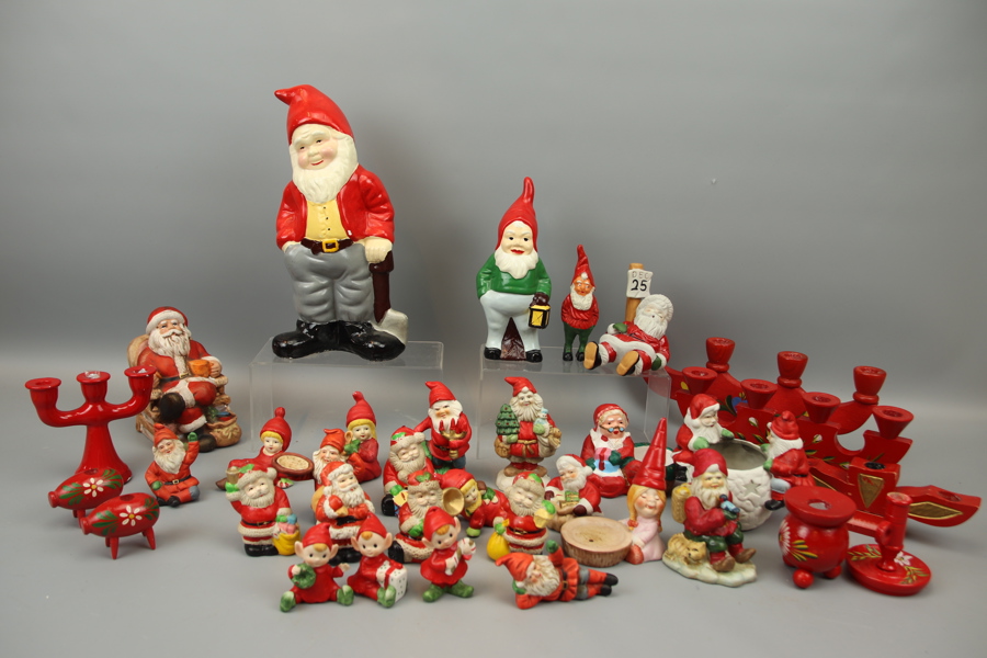 Tomtefiguriner m.m, ett parti, keramik/trä.