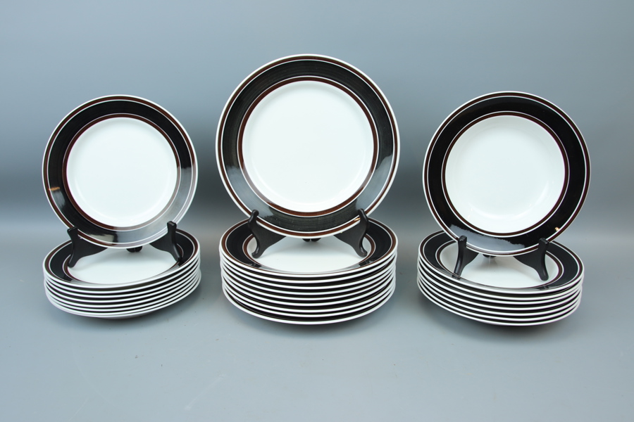 Stig Lindberg, "Terra" matservis, 27 delar, porslin, Gustavsberg.