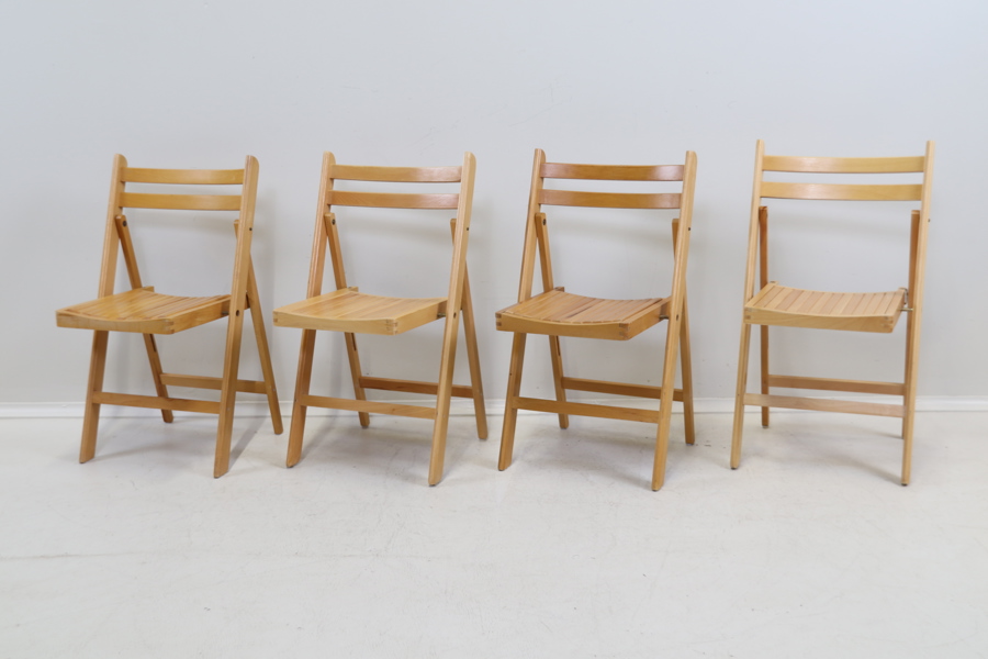 Klappstolar, 4 st, trä.
