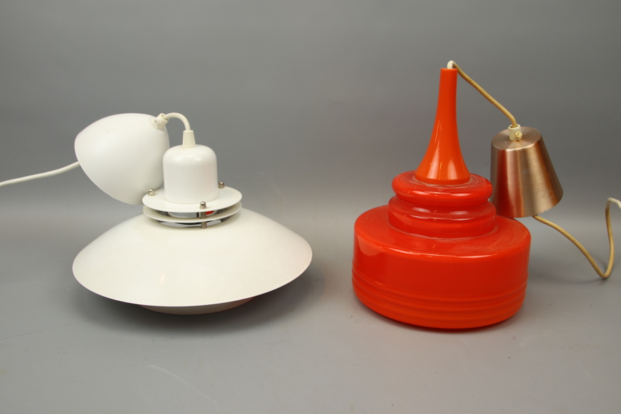 Taklampor, 2 st, plåt/glas, bl.a Belid.