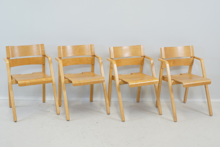 Vico Magistretti, stolar, 4 st, björk, Italien.