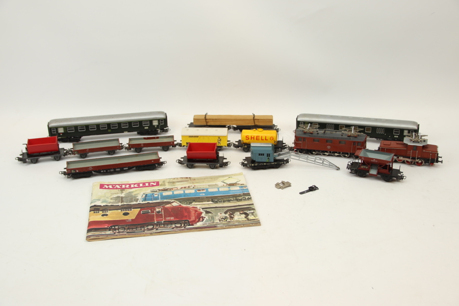 Märklin, modelltåg, metall.