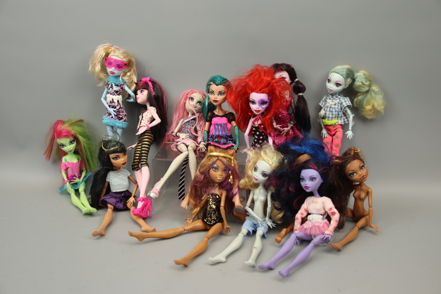 Monster High dockor, 14 st, Mattel.