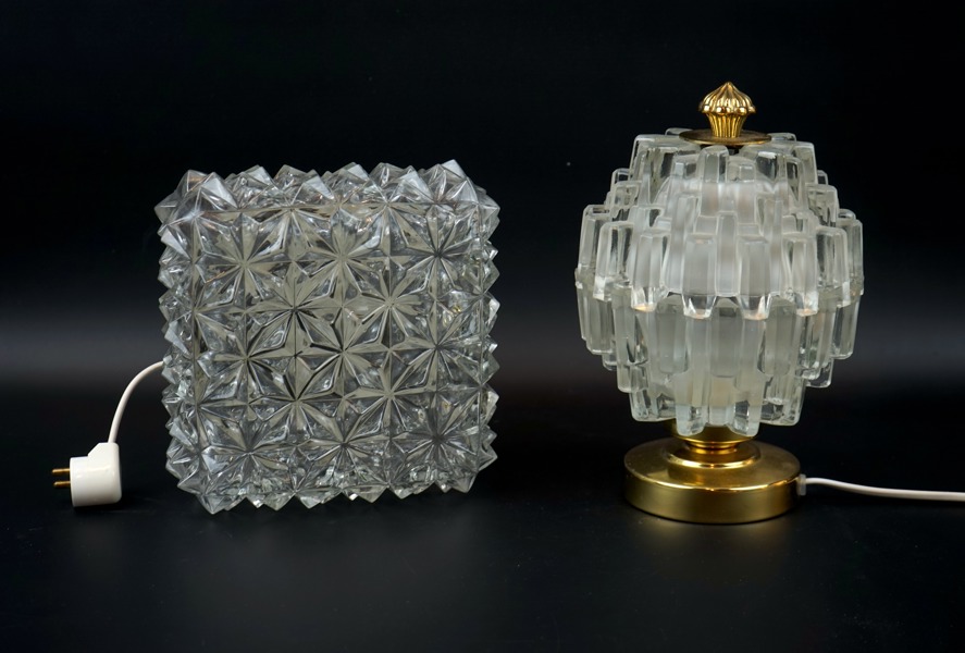 Vägg- och bordslampa, glas/mässing.