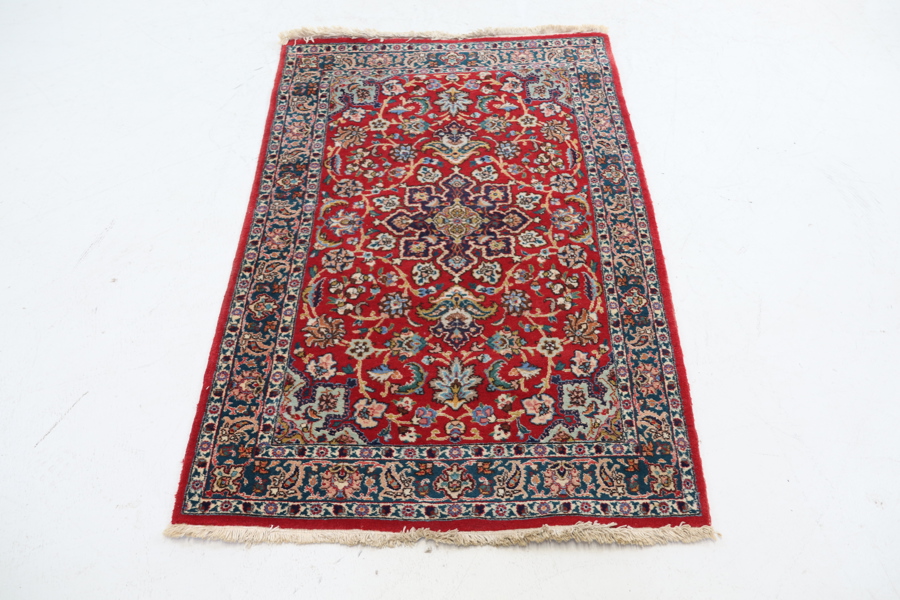 Matta, orientalisk, handknuten, ull.