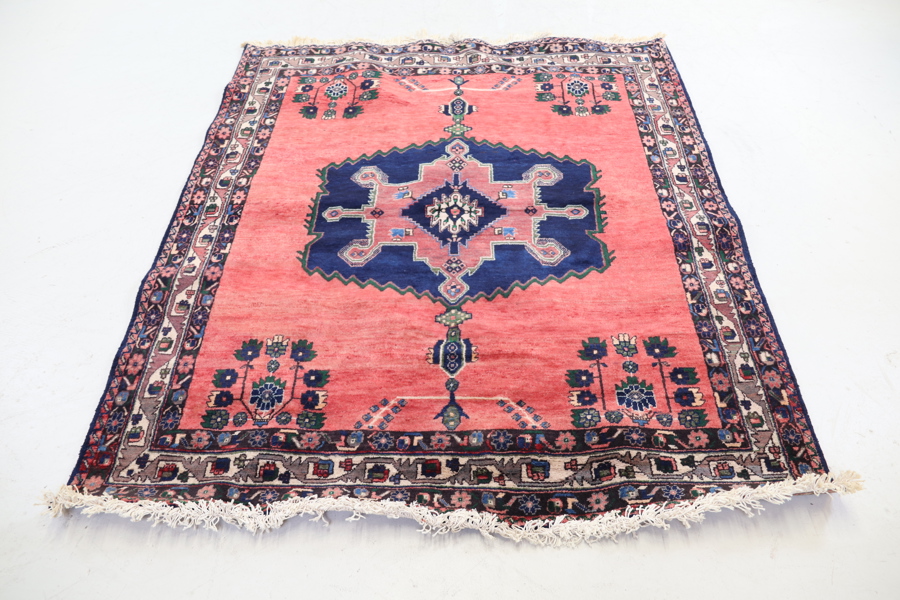 Matta, orientalisk, handknuten, ull.