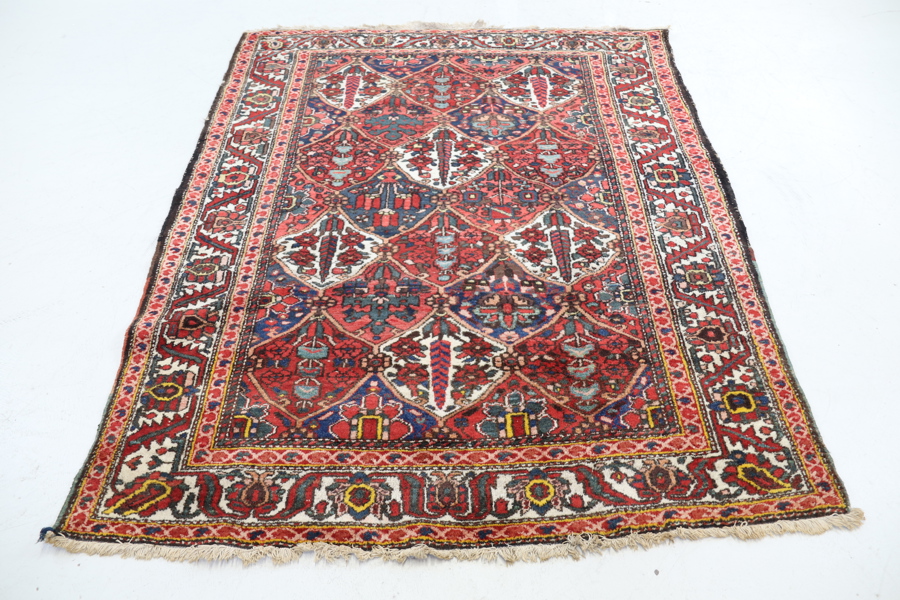 Matta, orientalisk, handknuten, ull.