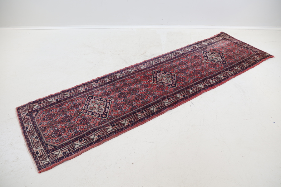 Gallerimatta, orientalisk, handknuten, ull.