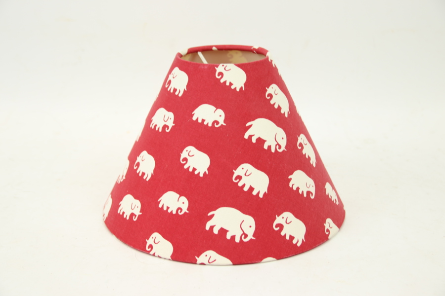 Estrid Ericson, lampskärm, "Röd elefant", Firma Svenskt Tenn.