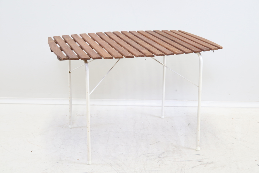 Trädgårdsbord, hopfällbart, trä/metall.