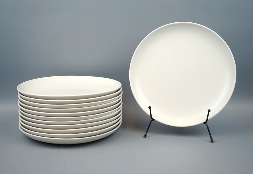 Tallrikar, 12 st, stengods, Höganäs.