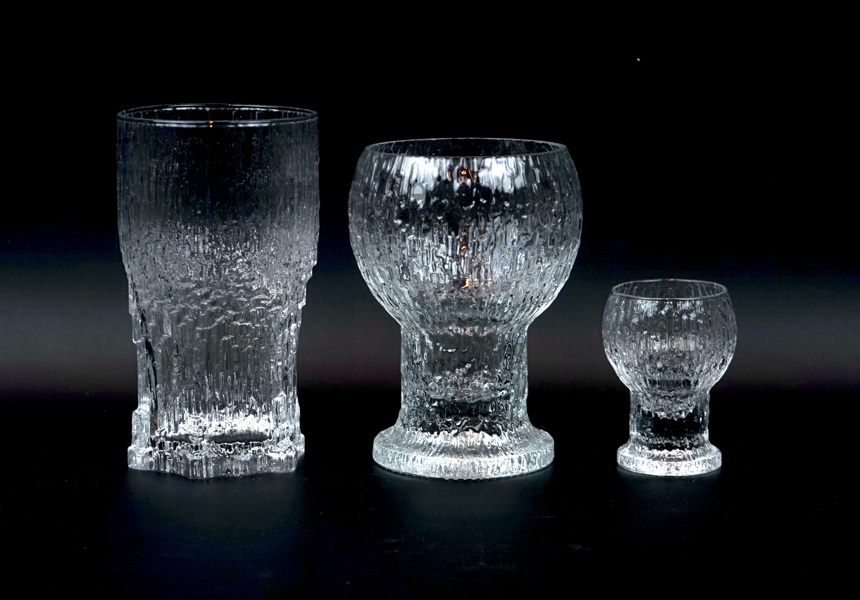Timo Sarpaneva, glasservis, 31 delar, ''Kekkerit'', Iittala, Finland, 1970/80-tal.