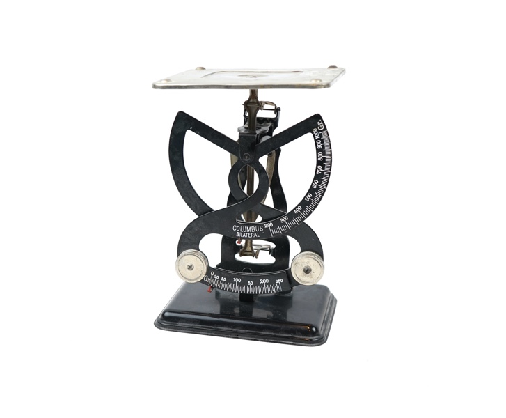 Brevvåg, metall, Columbus Bilateral.