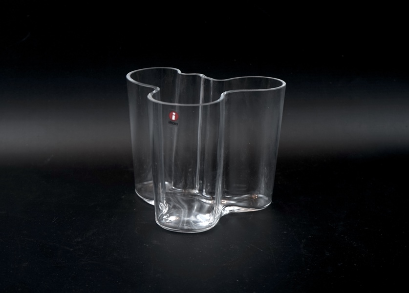 Alvar Aalto, vas, glas, ''Savoy'', Iittala, Finland.