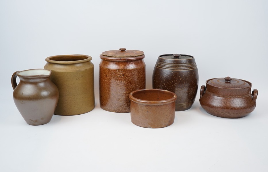 Krus och kanna, 6 delar, stengods, bl.a Höganäs och Raus.