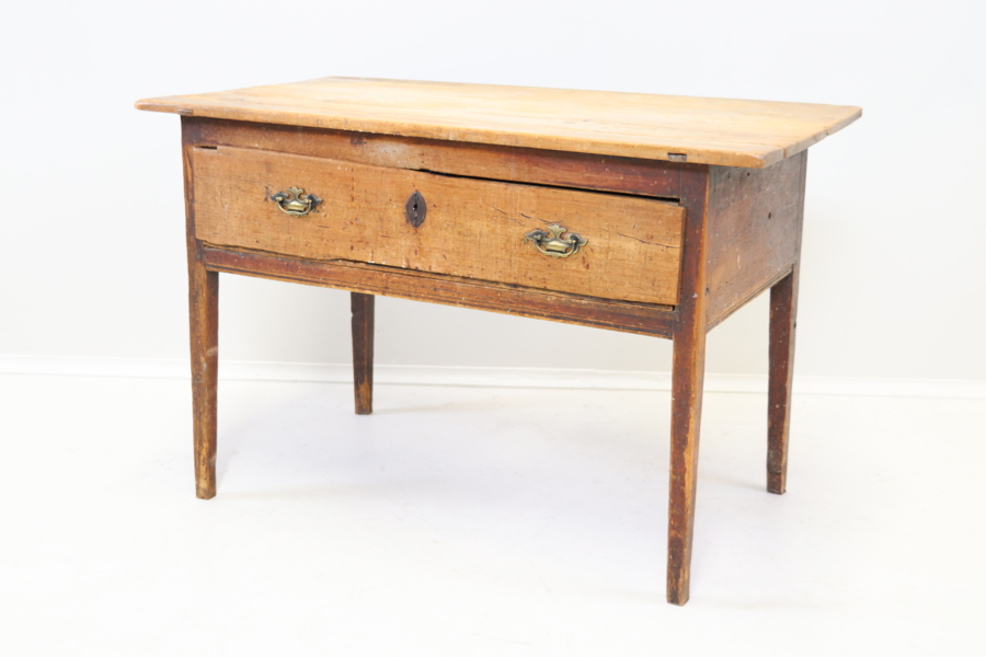 Mössbord med låda, furu, 1700/1800-tal.