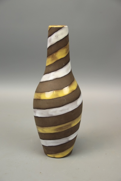 Ingrid Atterberg, vas, keramik, "Spiral", Upsala Ekeby.