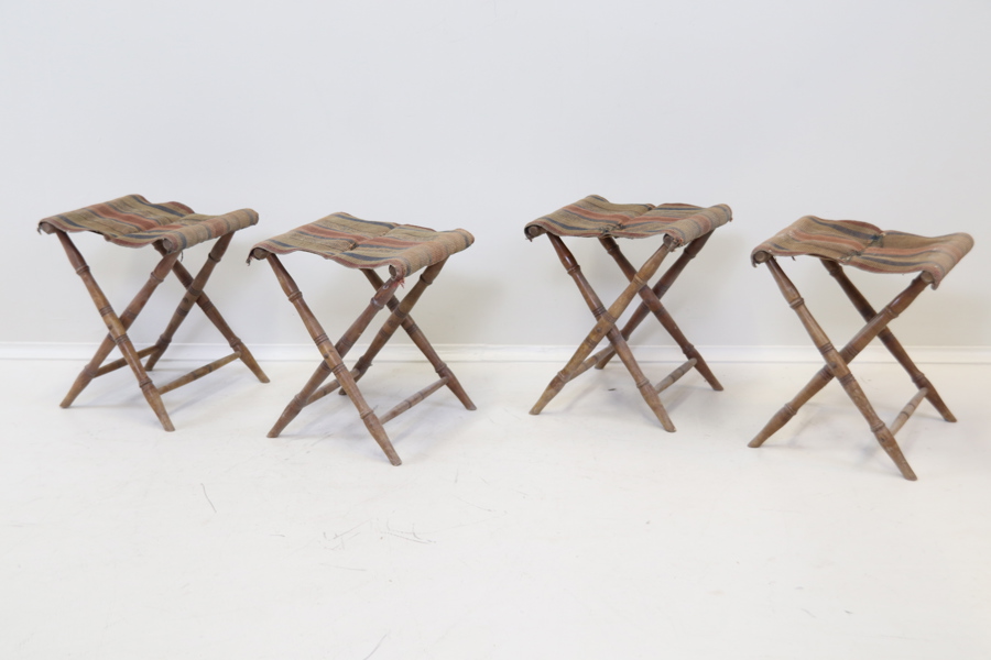 Pallar, 4 st, hopfällbara, trä/textil.