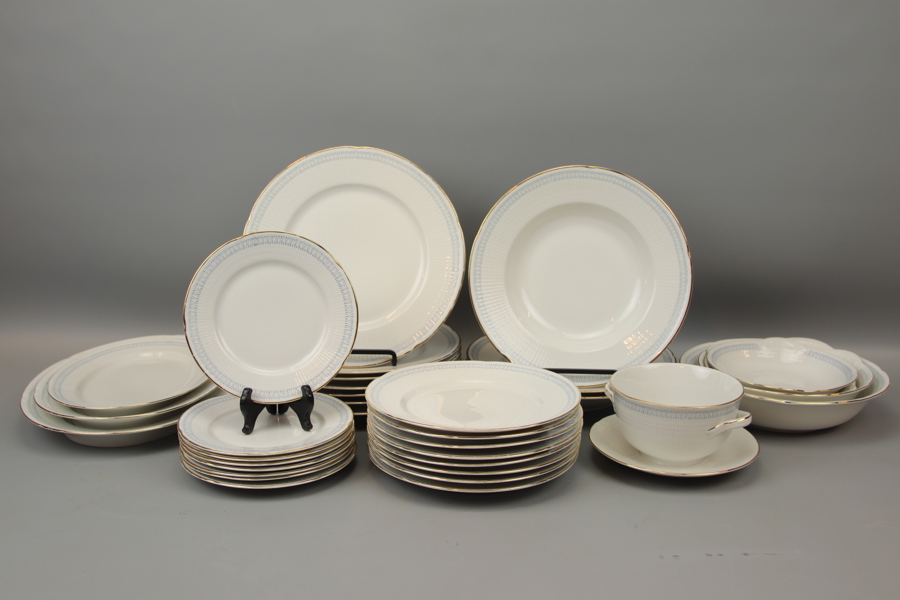 Matservis, 34 delar, porslin, "Nationalservisen", Rörstrand.