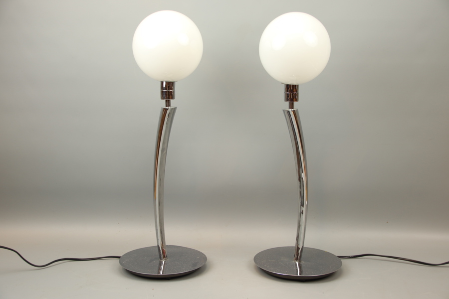 Bordslampor, ett par, krom/glas, Herstal.