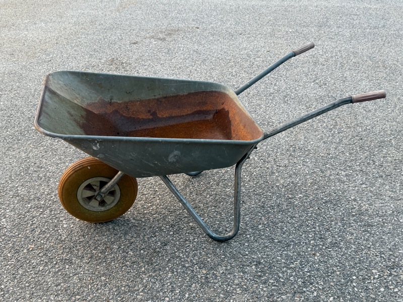 Skottkärra, metall.